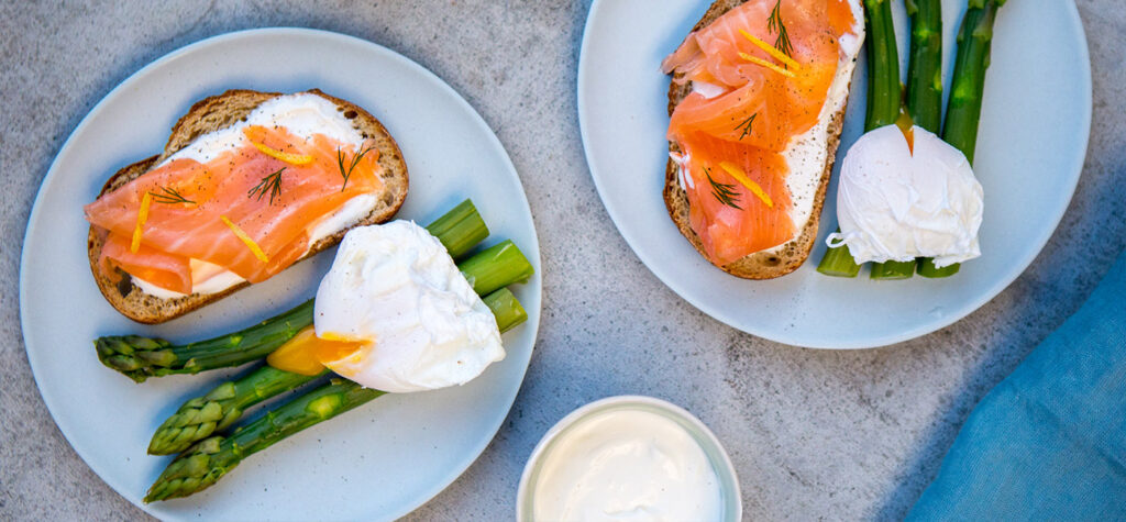 toast saumon oeuf protéiné